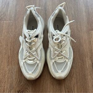 Steve Madden White Mesh & Leather Sneakers